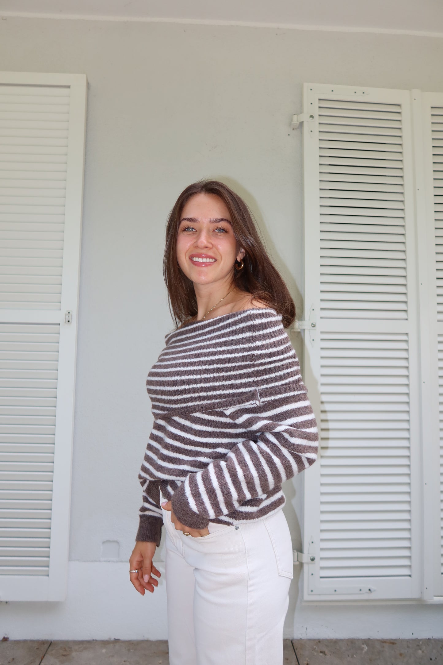 Pullover Stripe Off-Shoulder "MilaeLII"