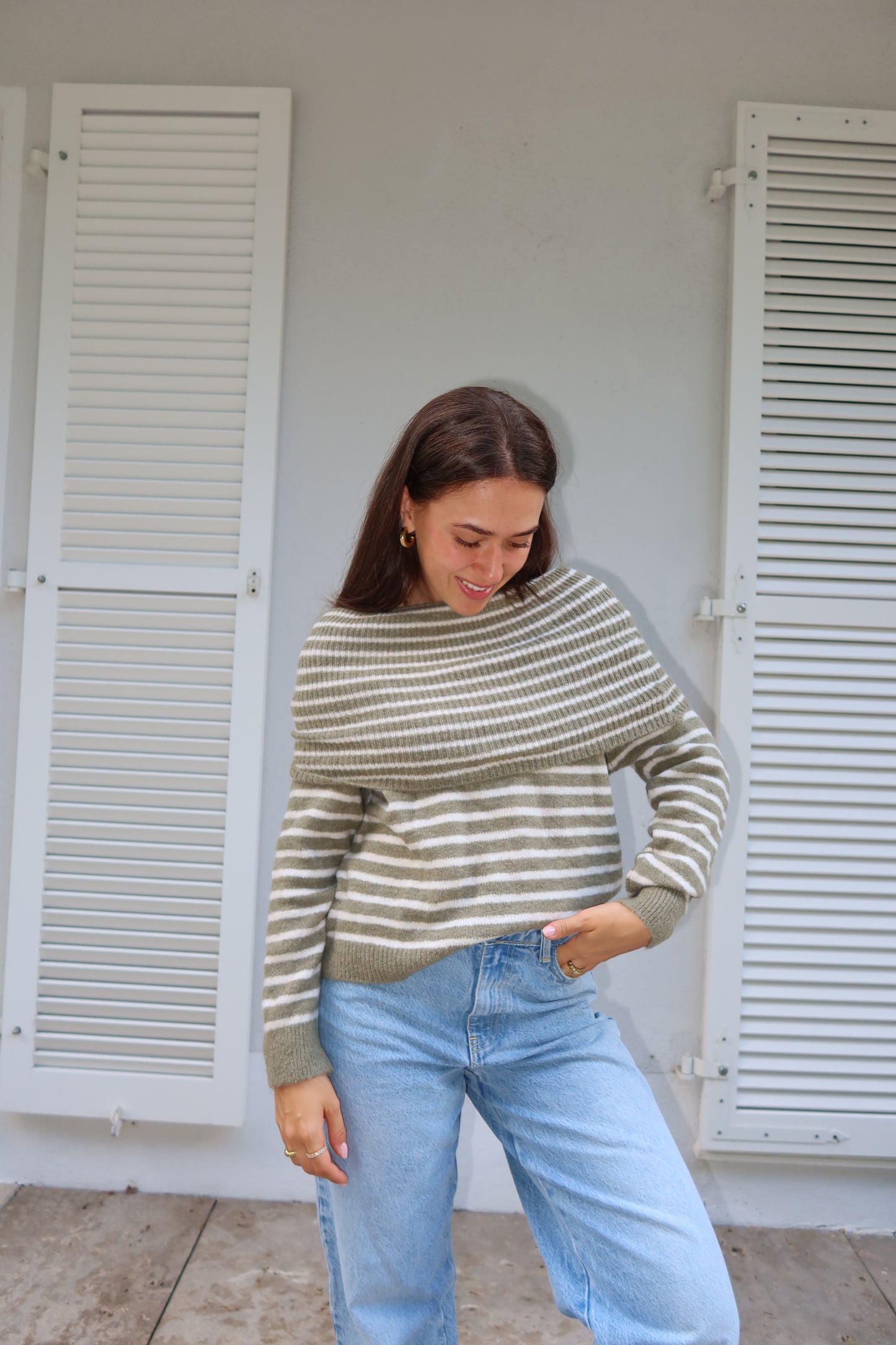 Pullover Stripe Off-Shoulder "MilaeLII"