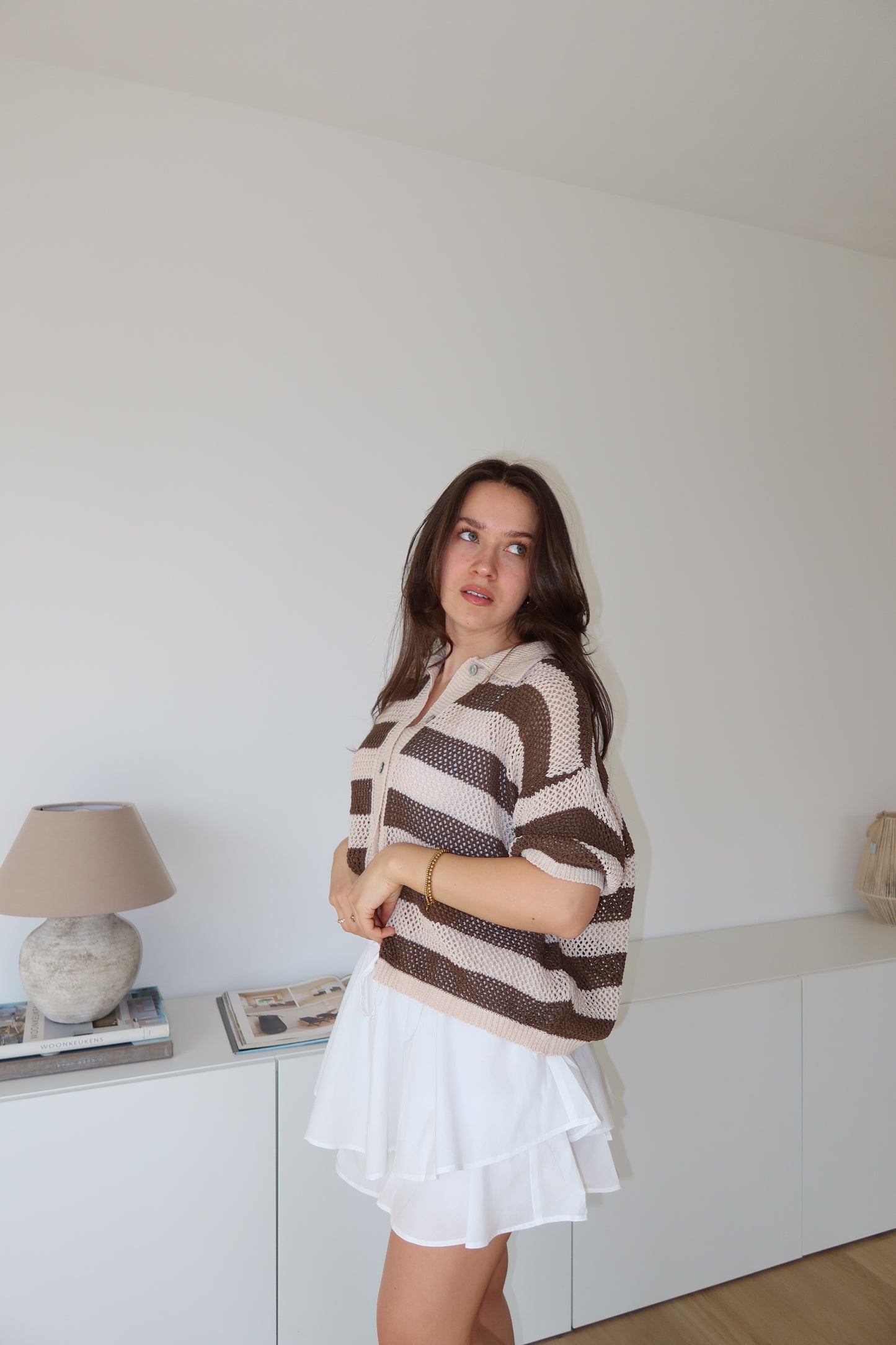 striped knit short-sleeve cardigan- Brwon