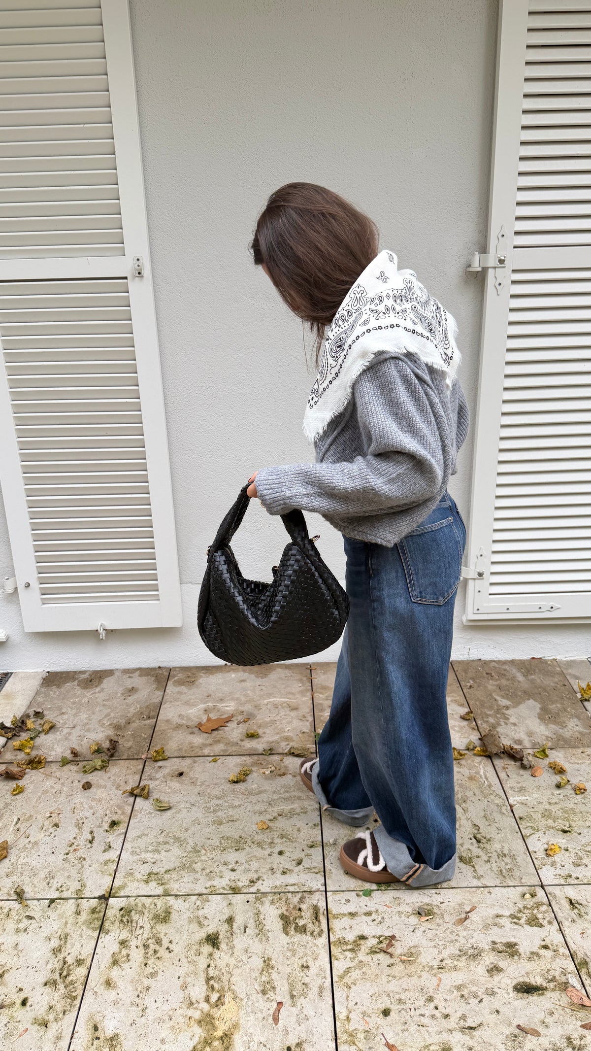 Shopper mit einem kurzen Henkel- Schwarz