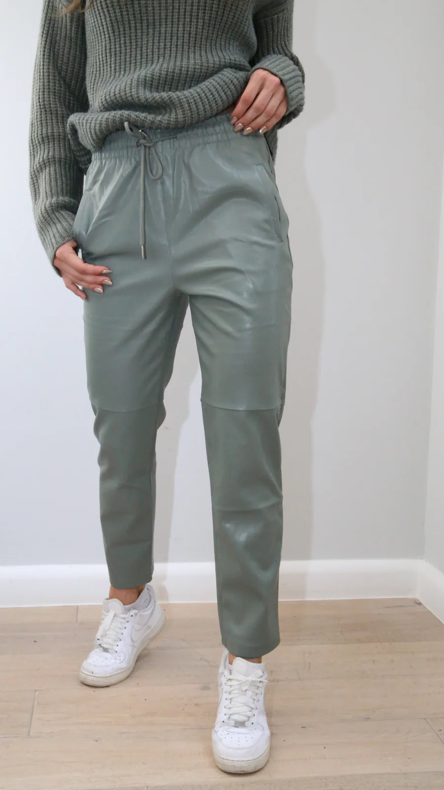 Second Chance Hose "AmyLII" - vom Umtausch ausgeeschlossen -