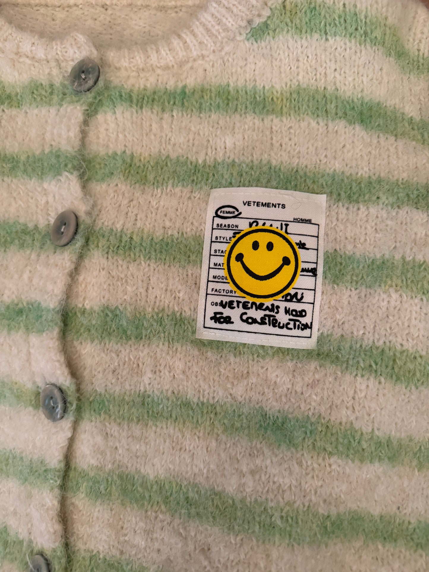 Cardigan Stripe "SmillaLII"