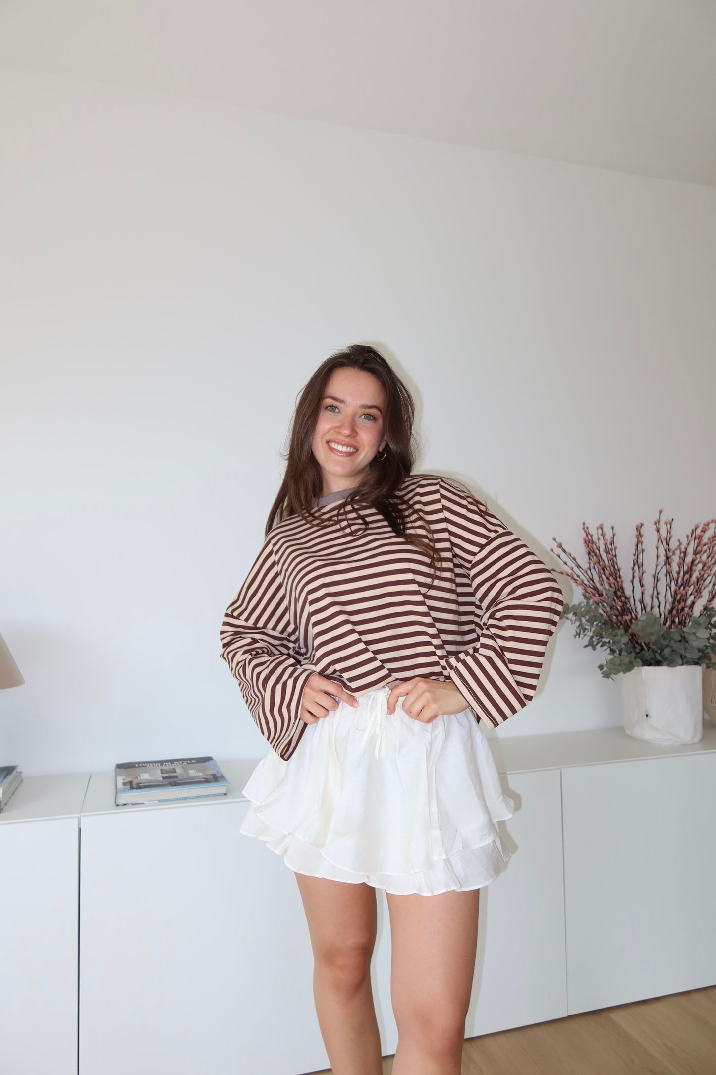 oversized striped long sleeve • Brown