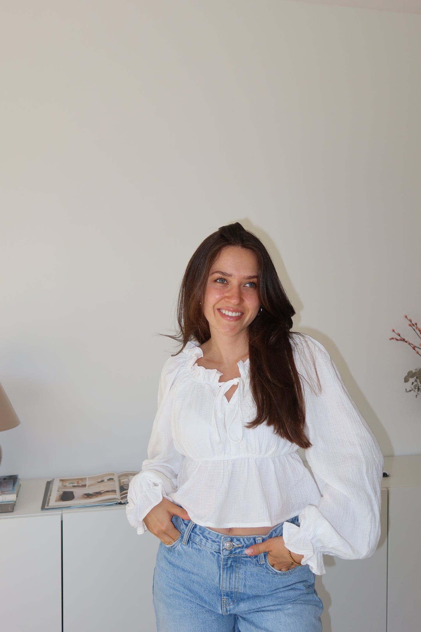 Musselin Bluse Volant - White