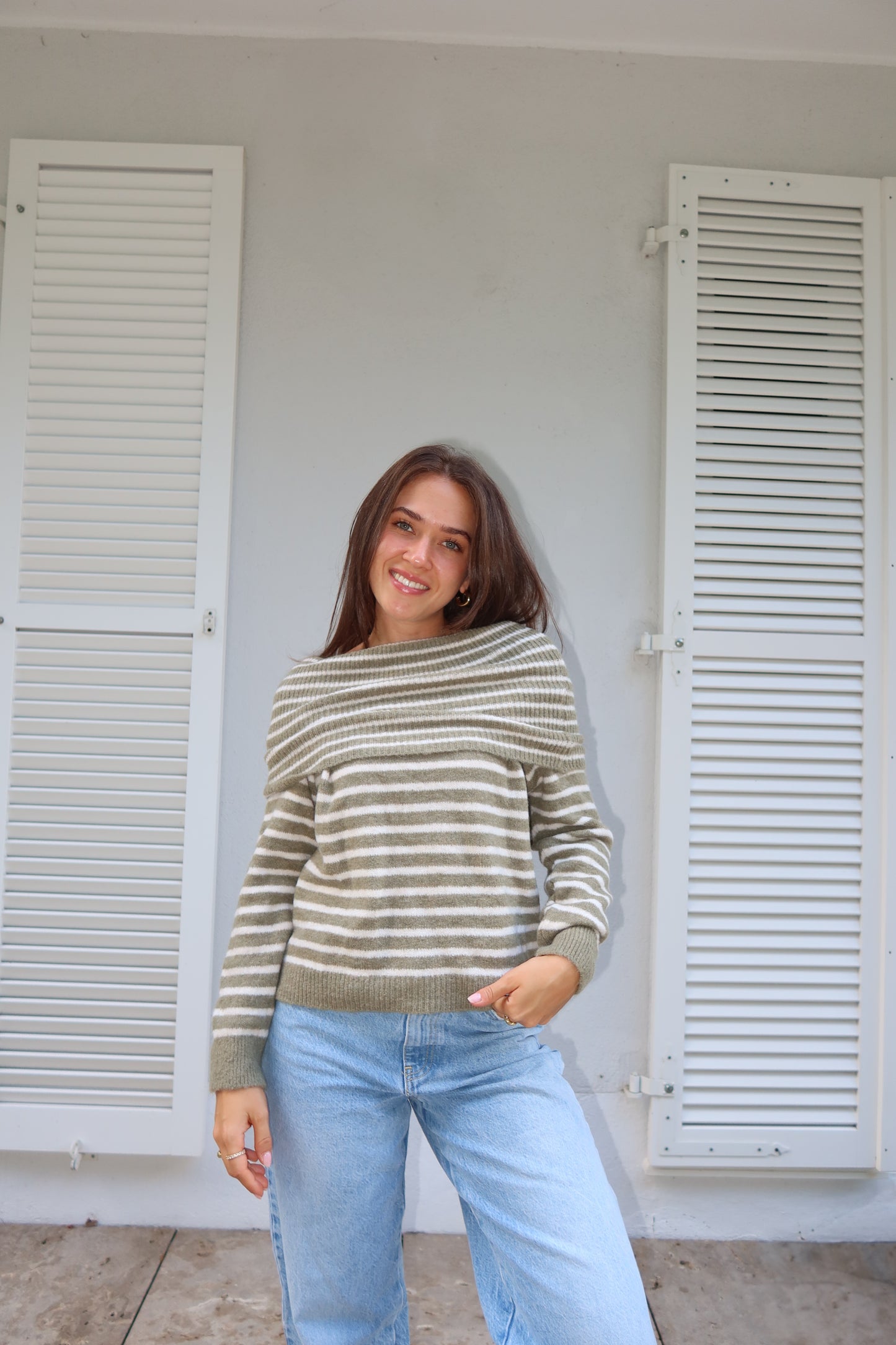Pullover Stripe Off-Shoulder "MilaeLII"