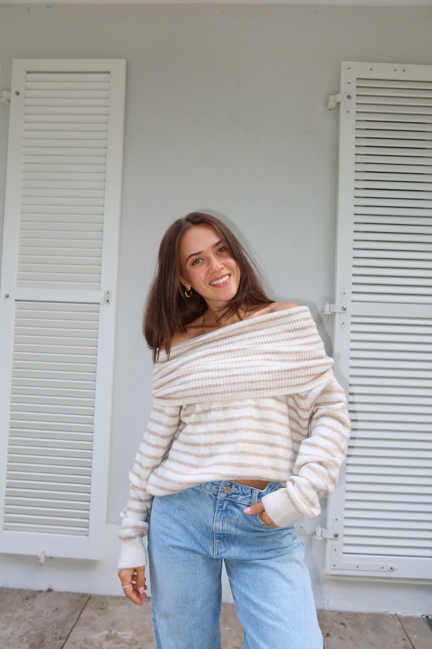 Pullover Stripe Off-Shoulder "MilaeLII"