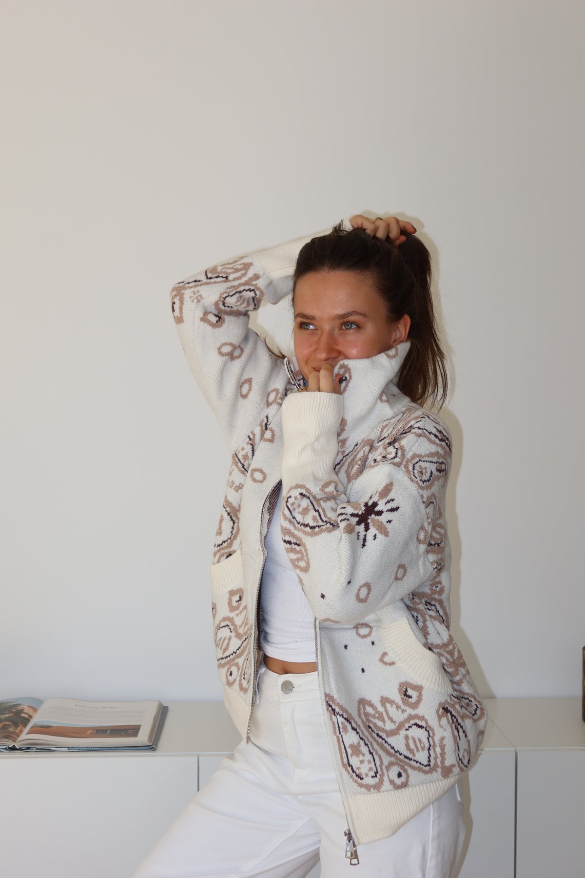 Zip-Cardigan Paisley• Beige