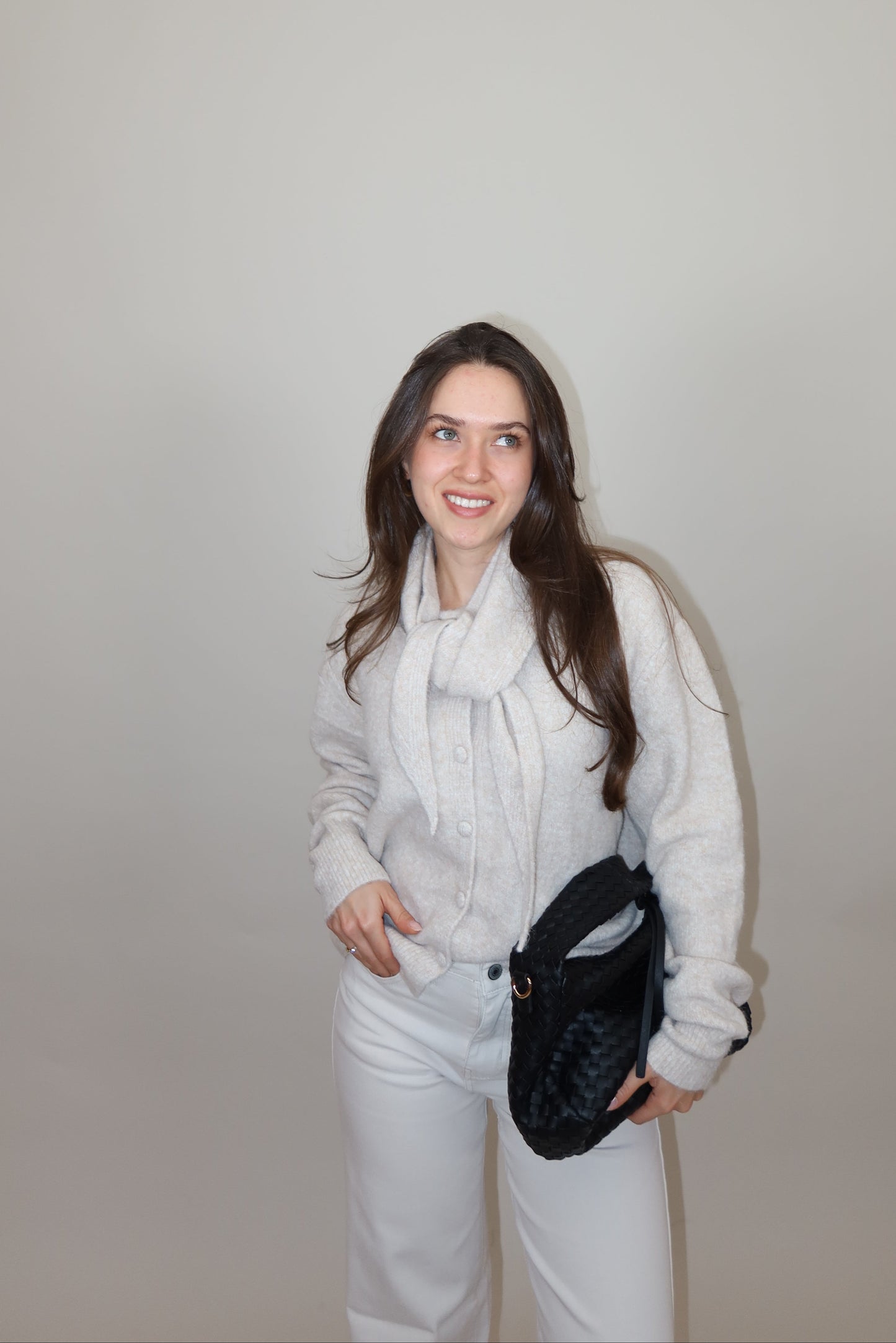 Cardigan und Dreieckschal