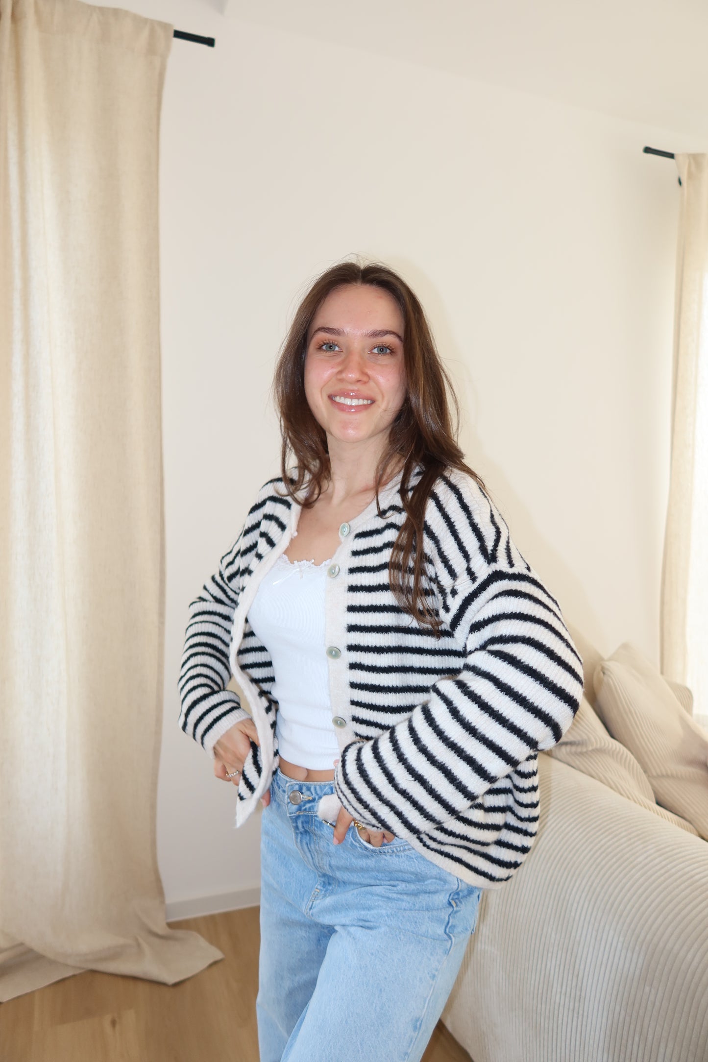 Cardigan Stripe • schwarz