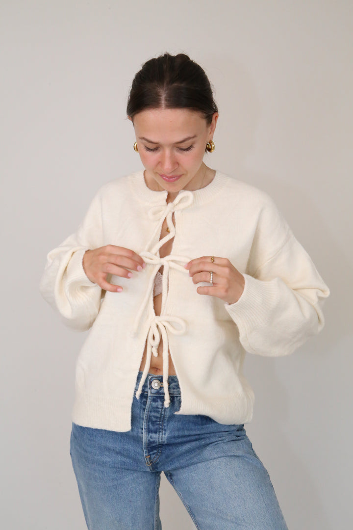 soft Cardigan "Bow"