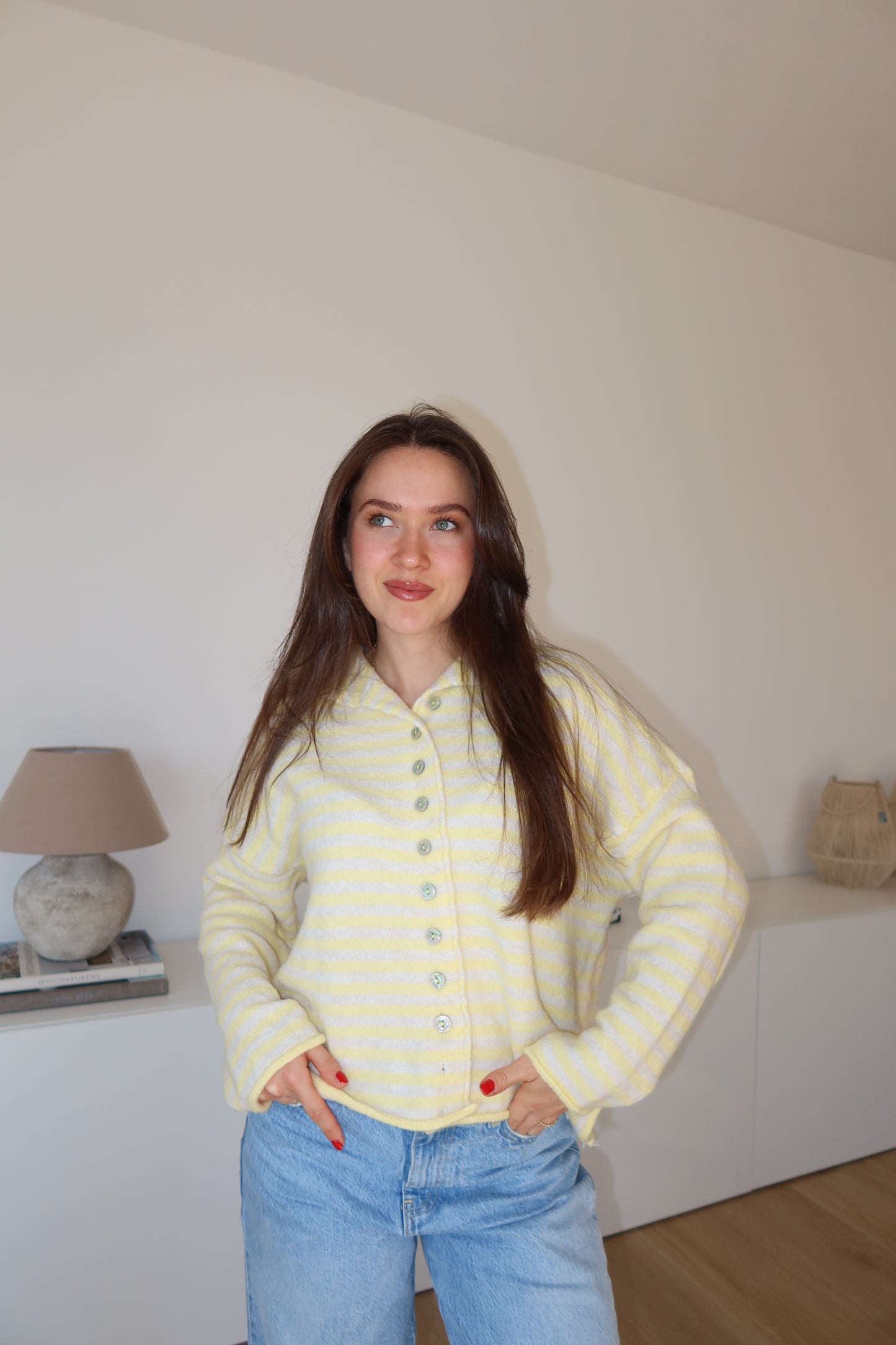 Stripe Cardigan Bottons• yellow