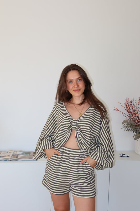 Striped bow Shirt - Khaki