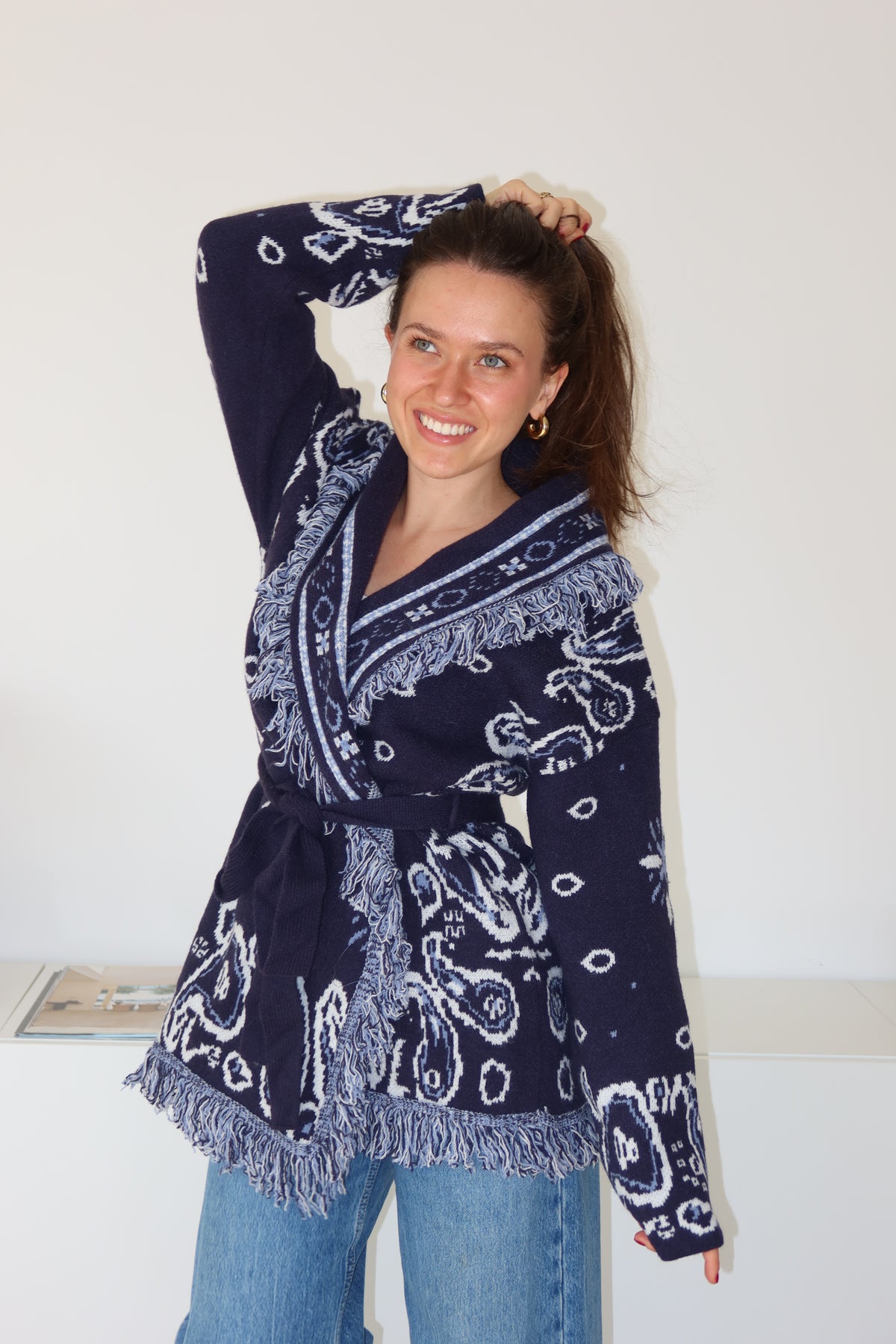 Cardigan Bow Paisley• Blau